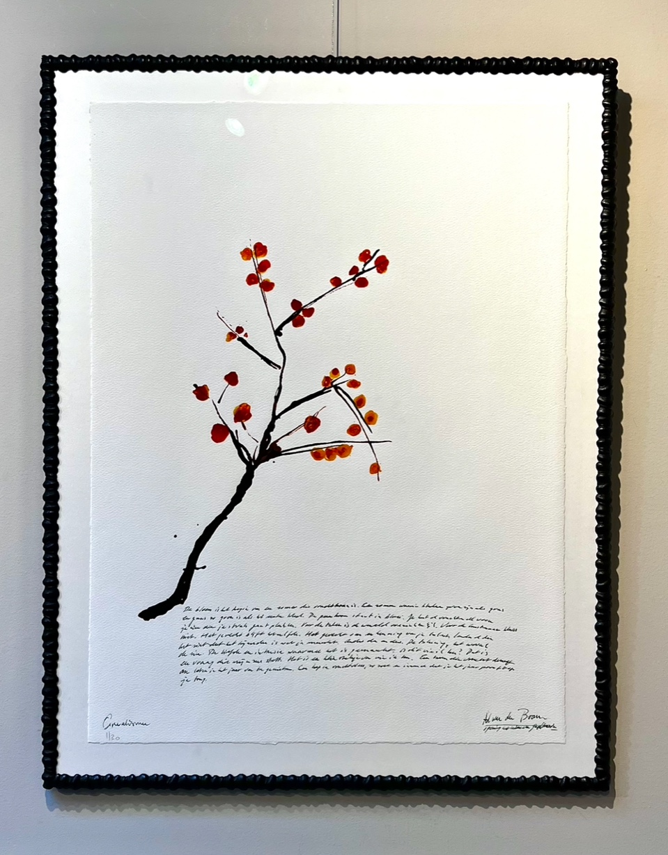 bloesemtak uit de serie bomen en hun verhalen. Het werk is gemaakt met acrylverf op papier.